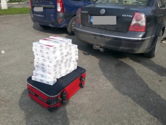 Contrabandist, lăsat fără marfă de poliţiştii de frontieră